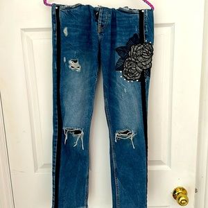 Unique stitched Zara jeans